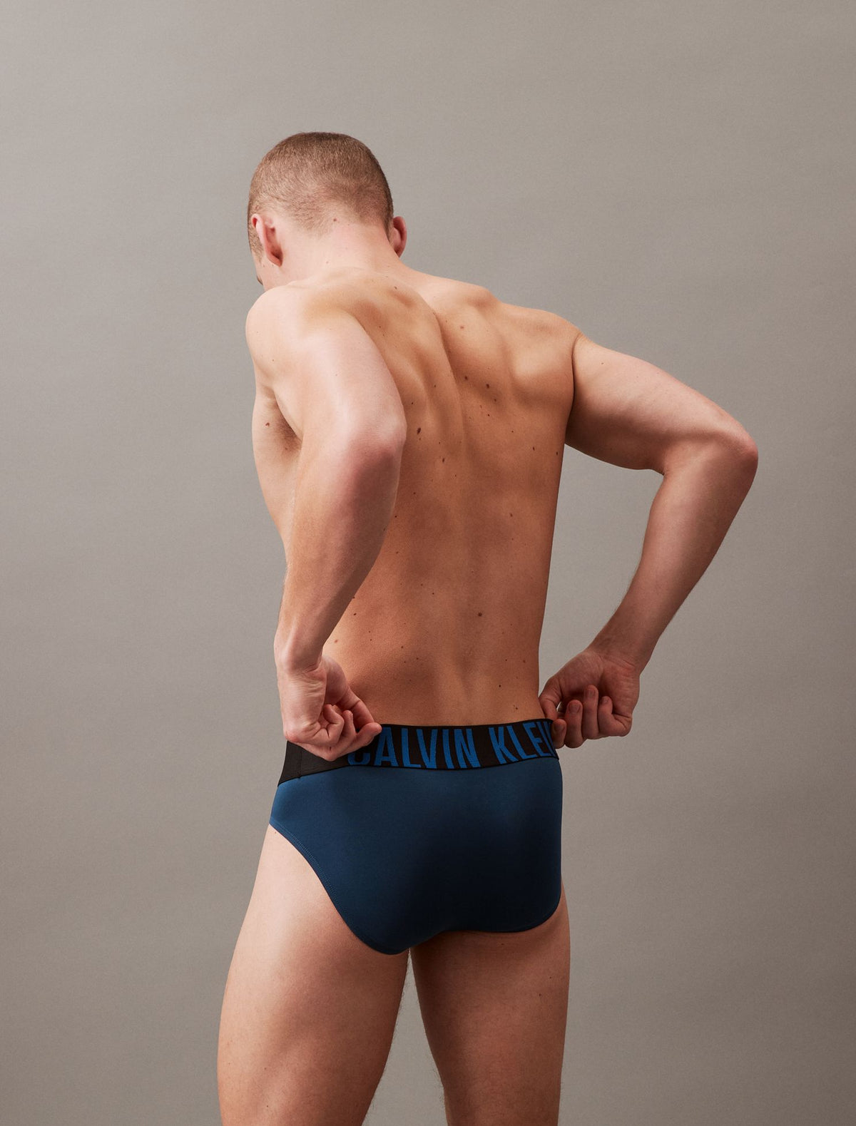 Intense Power Micro 3-Pack Hip Brief - Calvin Klein Underwear