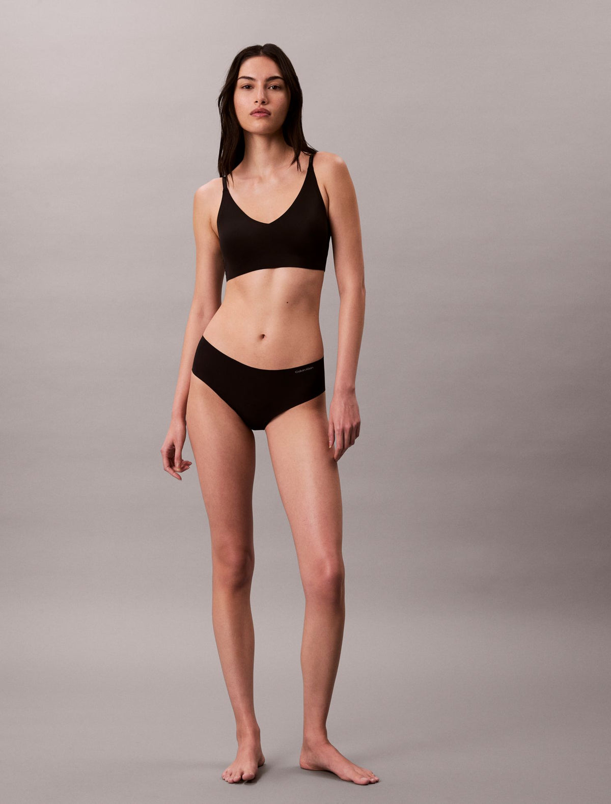 Invisibles Lightly Lined Triangle Bra - Calvin Klein Underwear