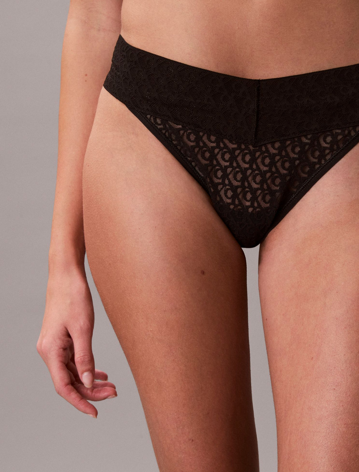 Icon Logo Lace Thong - Calvin Klein Underwear