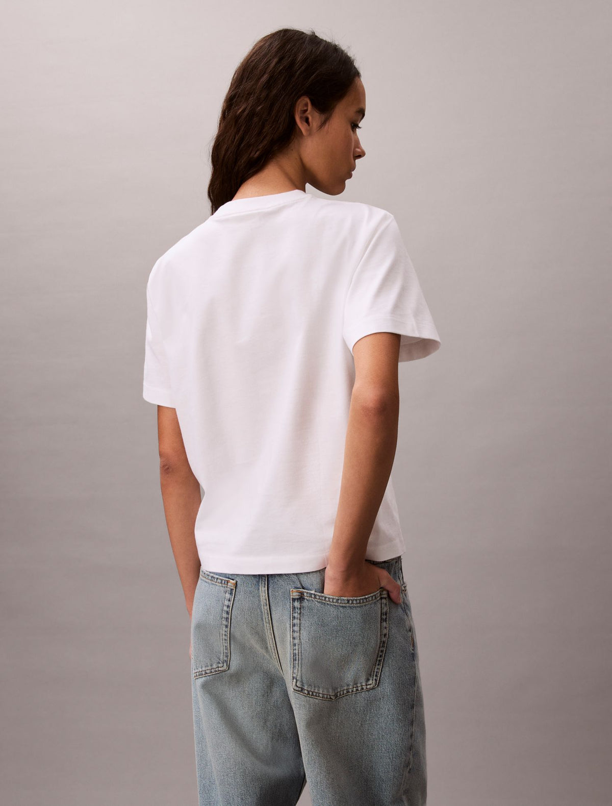 Standard Logo Boxy Fit Crewneck T-Shirt - Calvin Klein Women