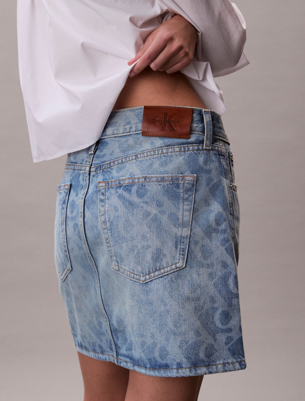 90s Mini Skirt - Calvin Klein Women