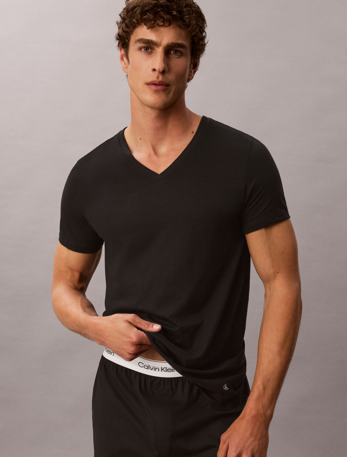 Cotton Classics 5-Pack Classic Fit V-Neck T-Shirt - Calvin Klein Underwear