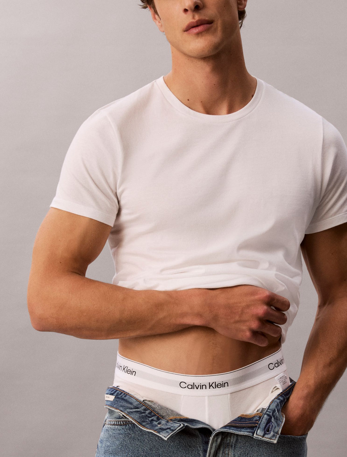 Cotton Classics 5-Pack Classic Fit Crewneck T-Shirt - Calvin Klein Underwear