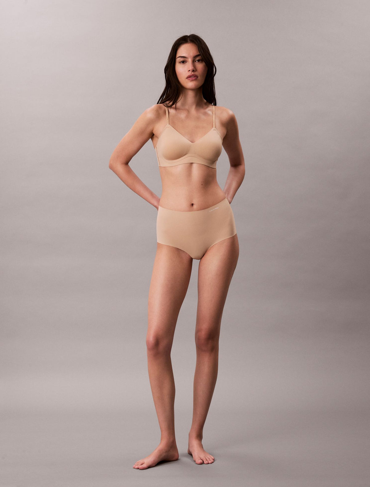 Invisibles Gel Wire Lightly Lined Bralette - Calvin Klein Underwear