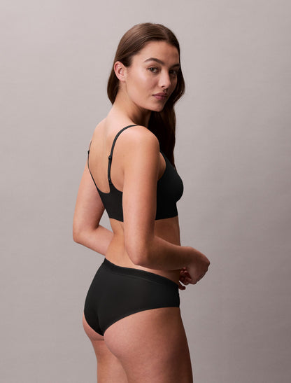 Invisibles Wirefree Lightly Lined Bralette - Calvin Klein Underwear