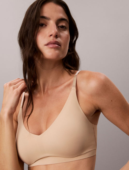 Invisibles Lightly Lined Triangle Bra - Calvin Klein Underwear