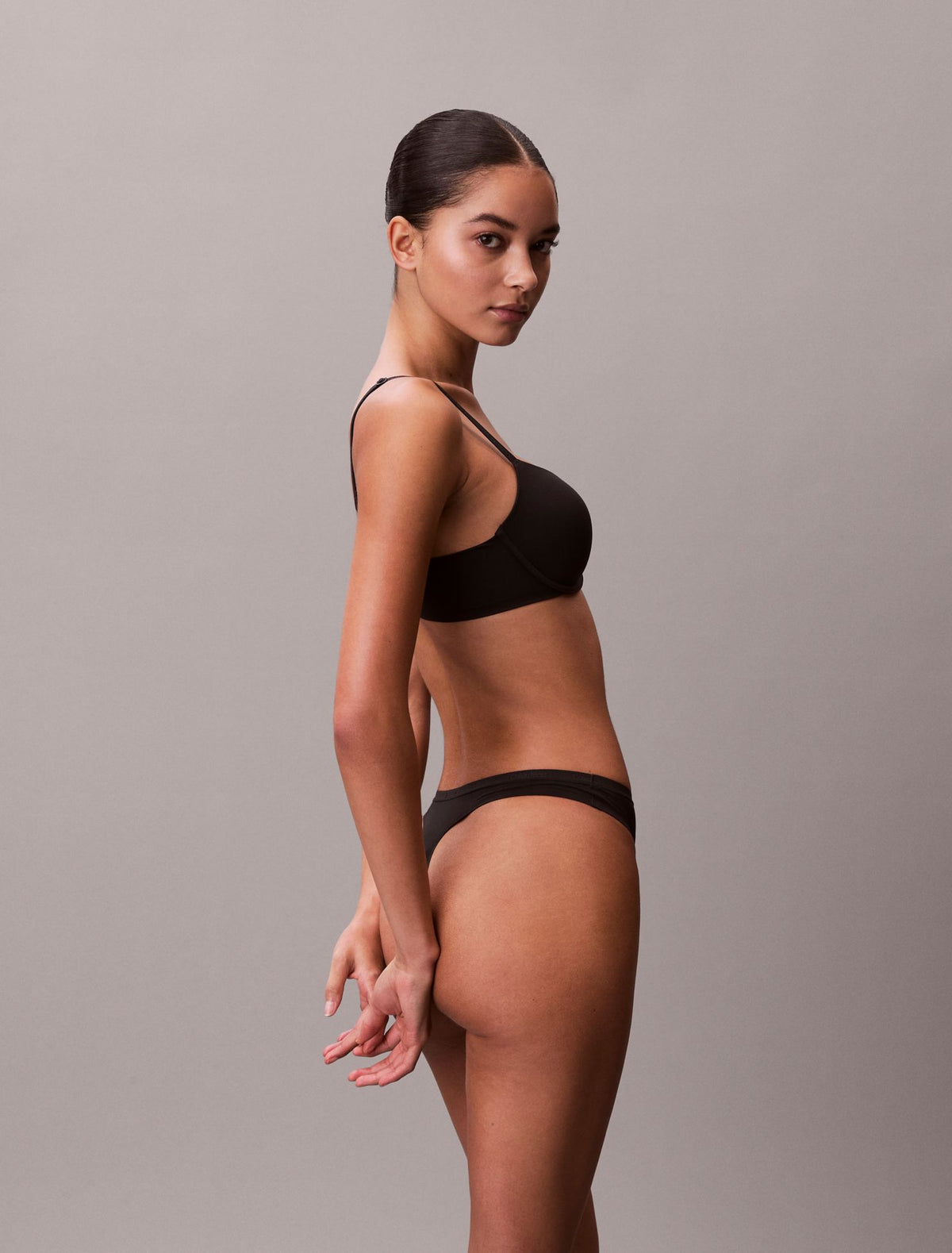 Perfectly Fit Push Up Plunge Bra - Calvin Klein Underwear