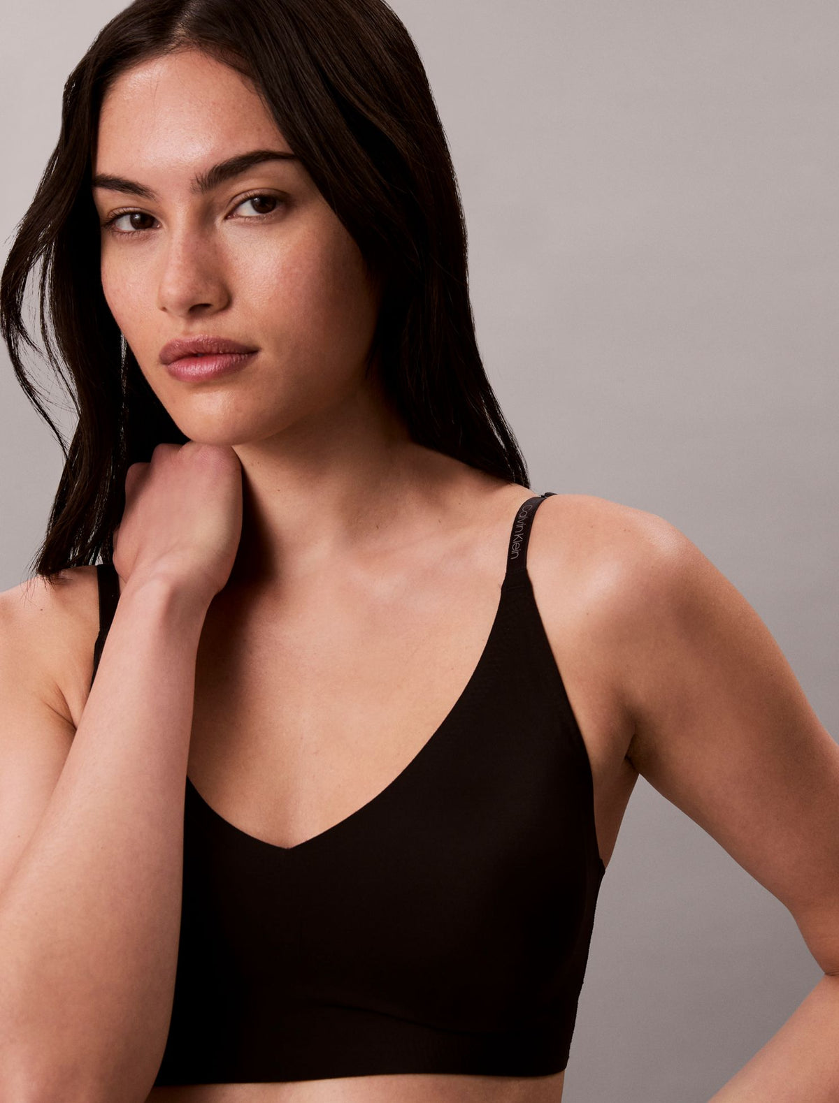Invisibles Lightly Lined Triangle Bra - Calvin Klein Underwear