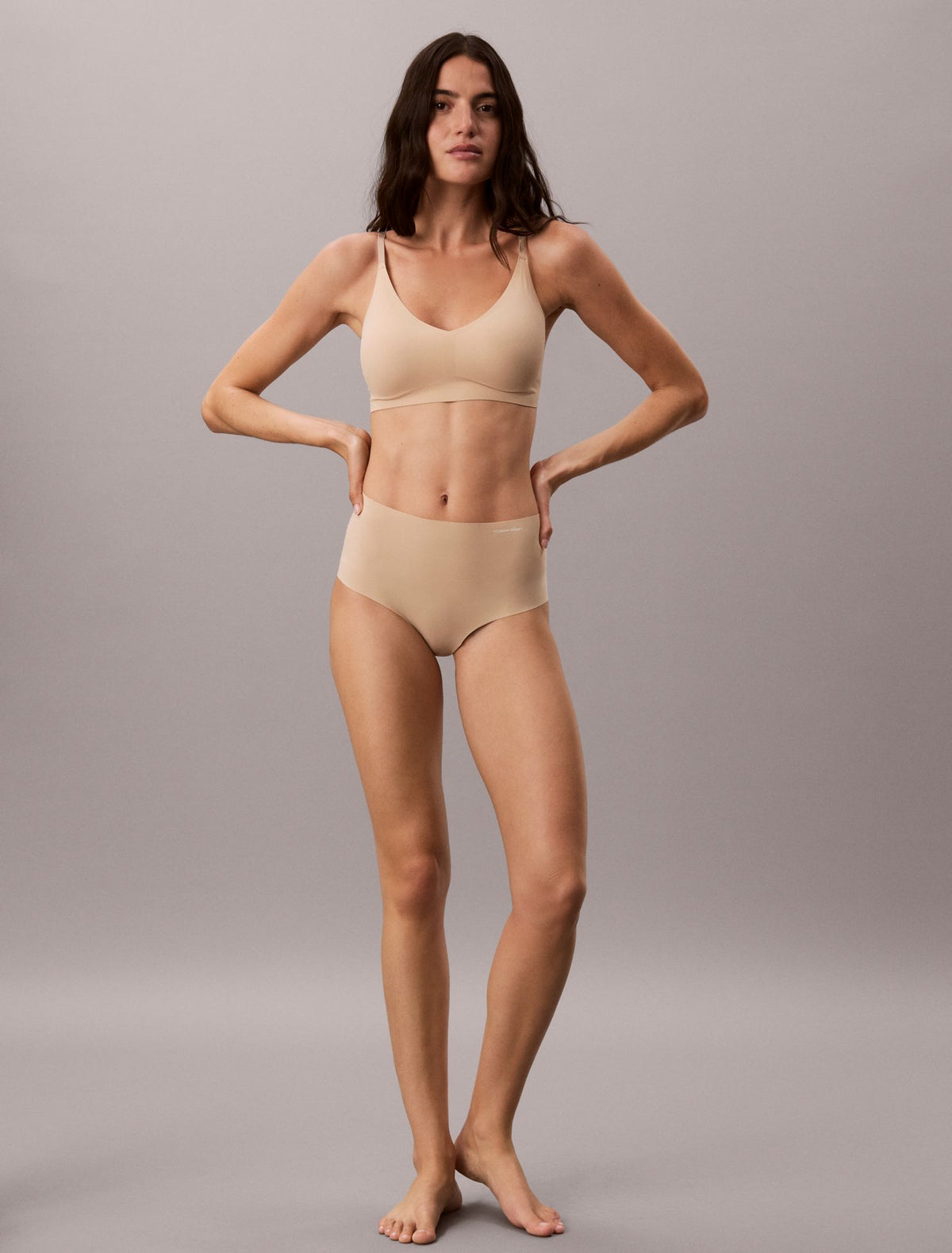 Invisibles Lightly Lined Triangle Bra - Calvin Klein Underwear