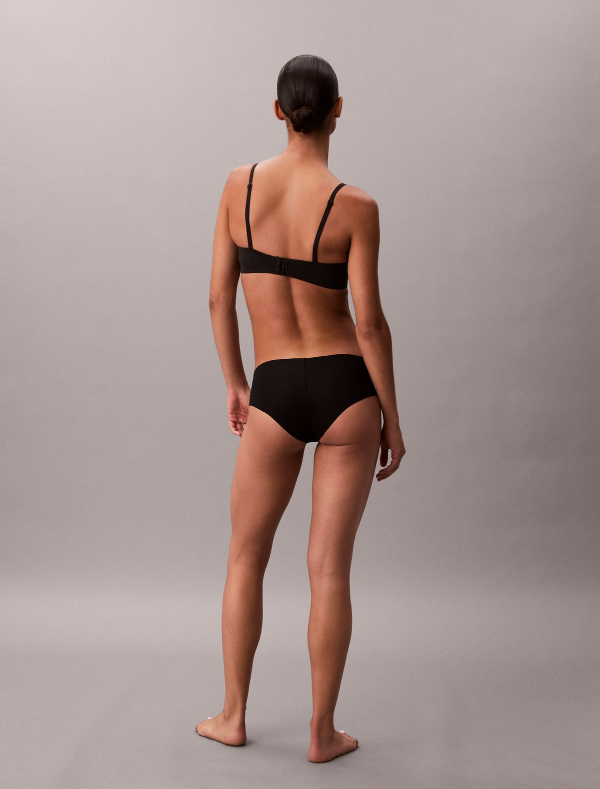 Perfectly Fit Push Up Strapless Bra - Calvin Klein Underwear