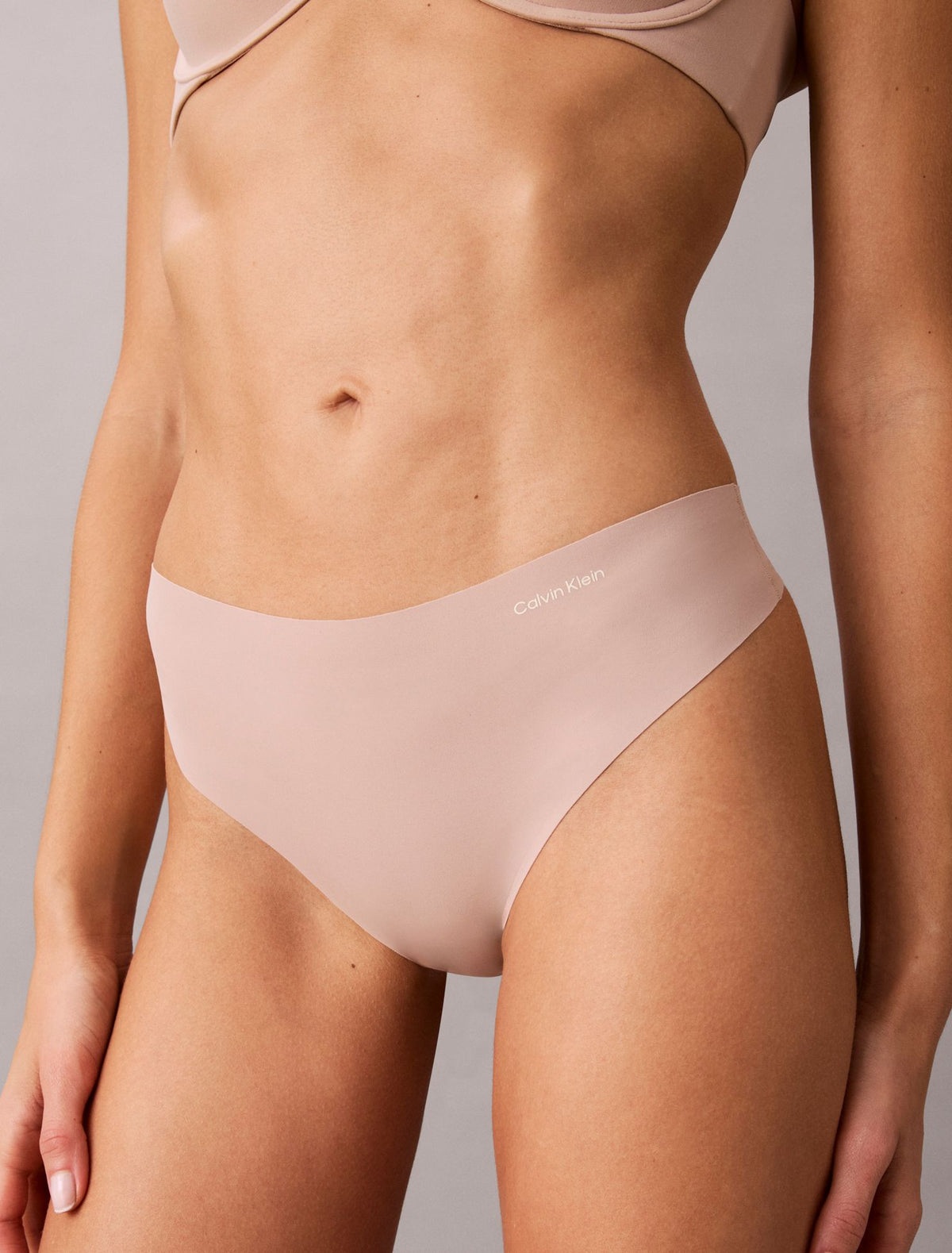 Invisibles Microfiber Stretch 5-Pack Thong - Calvin Klein Underwear