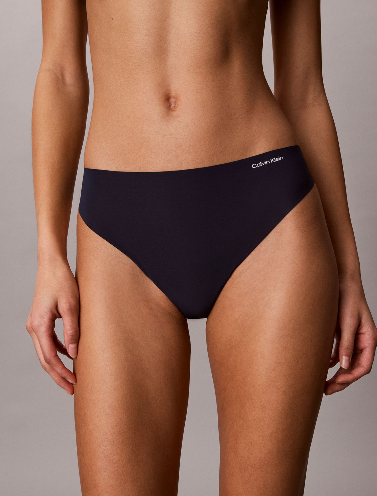 Invisibles 3-Pack Thong - Calvin Klein Underwear