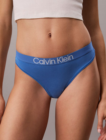 Maximum Cotton Thong - Calvin Klein Underwear