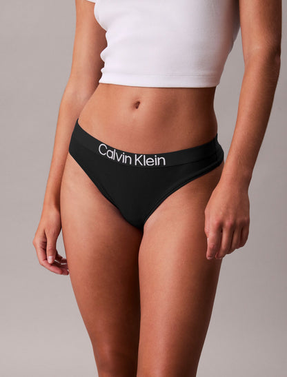 Maximum Cotton Thong - Calvin Klein Underwear