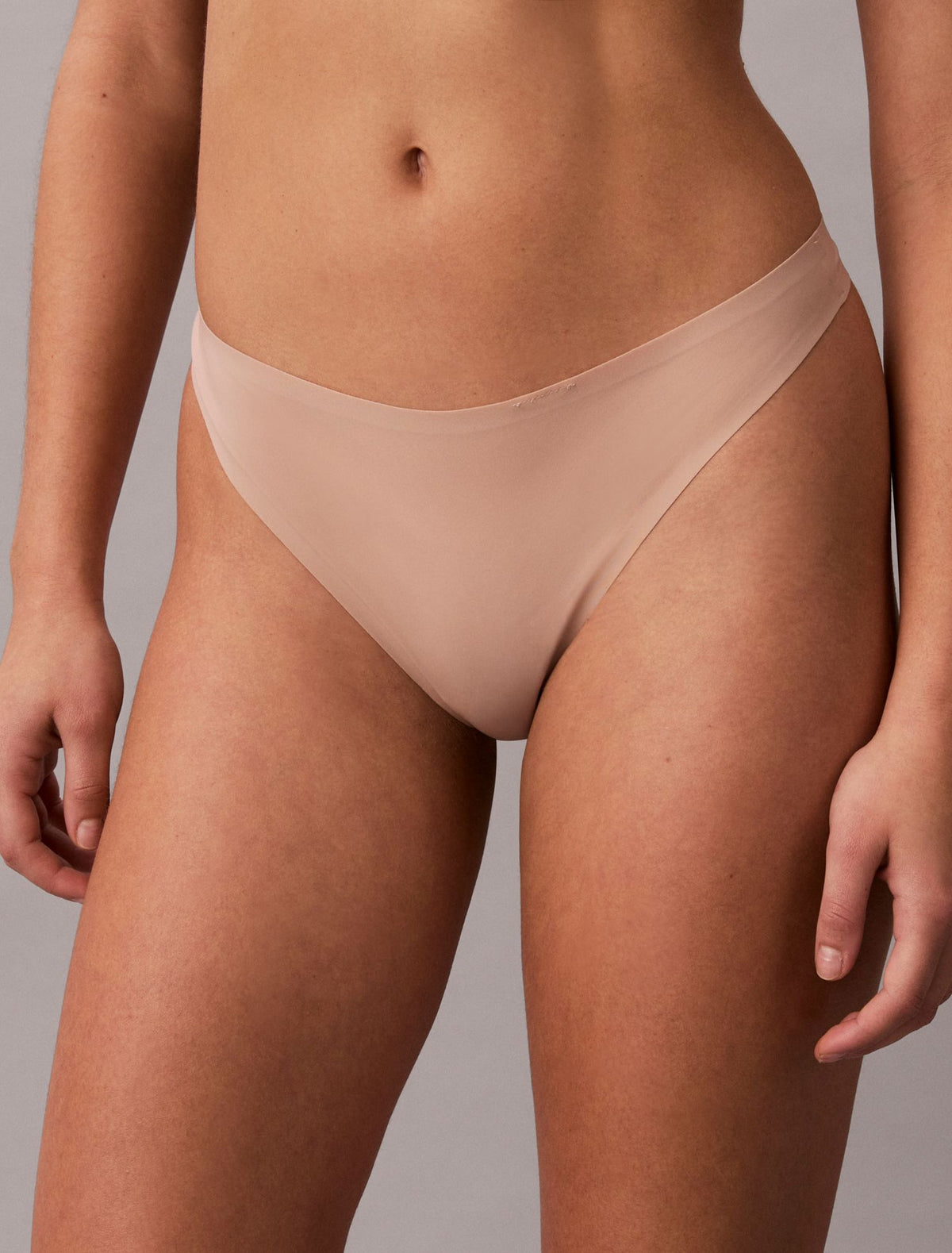 Perfectly Fit Ultralight Thong - Calvin Klein Underwear