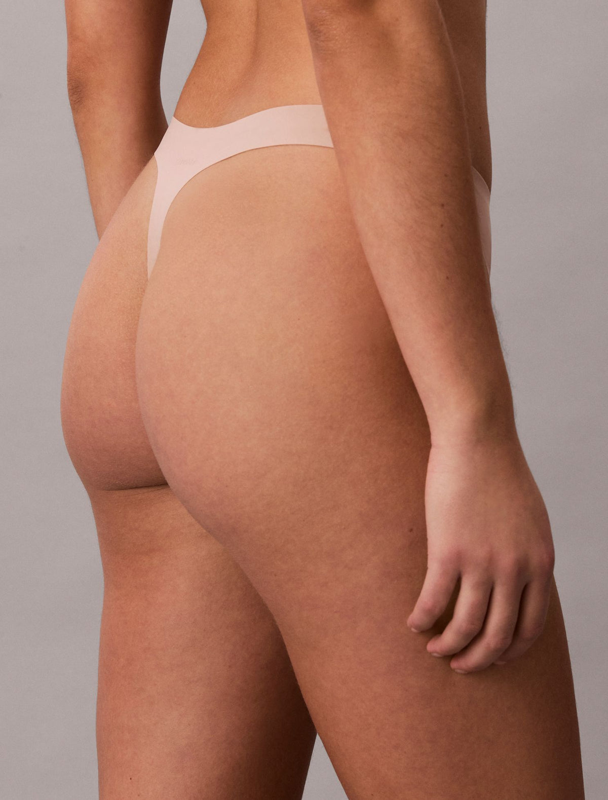 Perfectly Fit Ultralight Thong - Calvin Klein Underwear