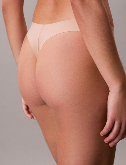 Invisibles Thong - Calvin Klein Underwear