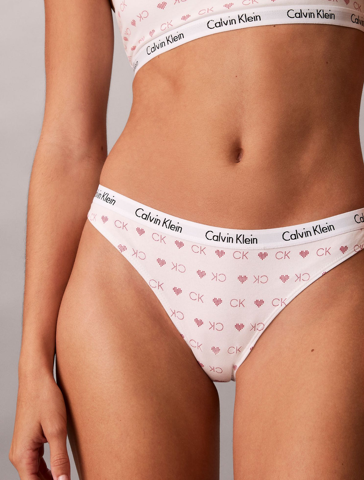 Carousel Cotton Stretch 5-Pack Thong - Calvin Klein Underwear