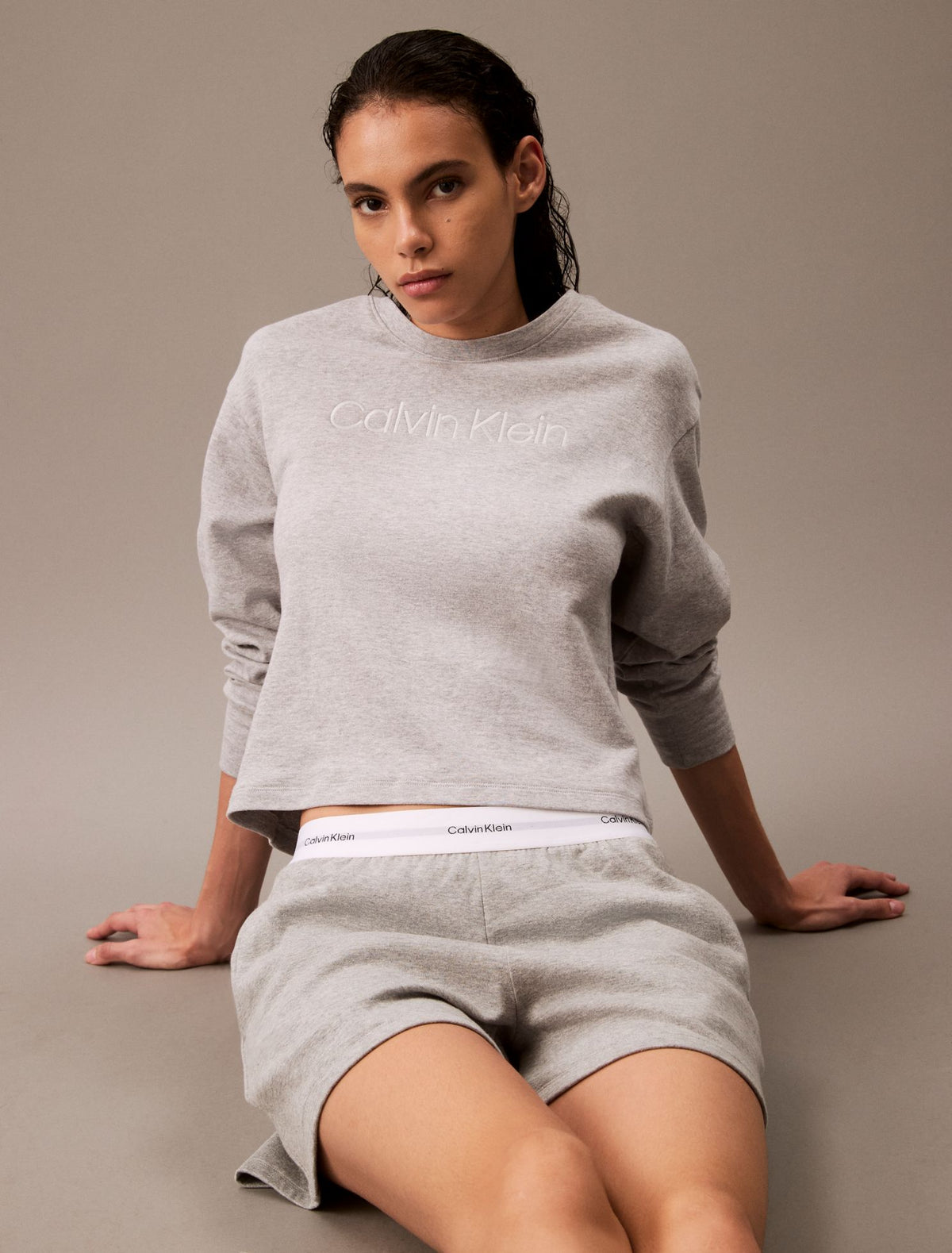 Terry Lounge Relaxed Crewneck Sweatshirt - Calvin Klein Underwear