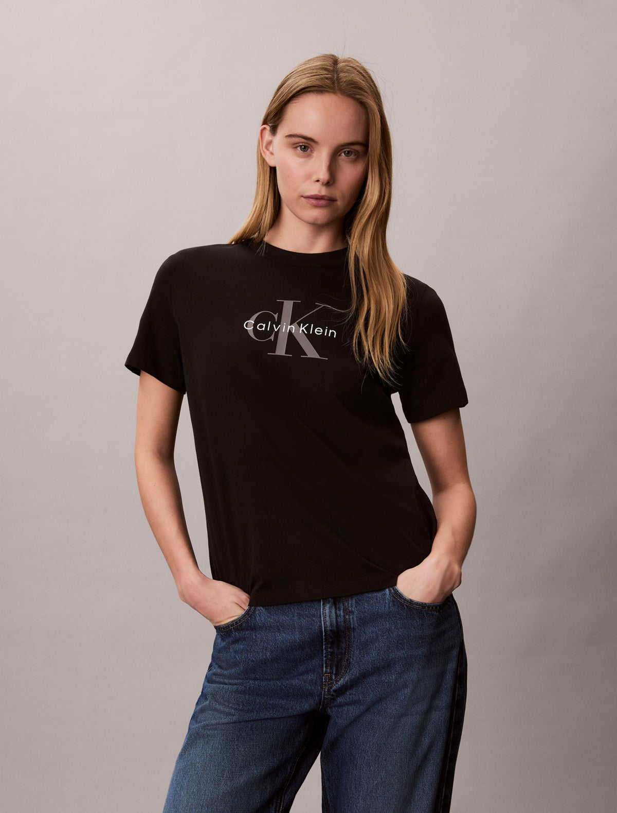 Monologo Tee - Calvin Klein Women