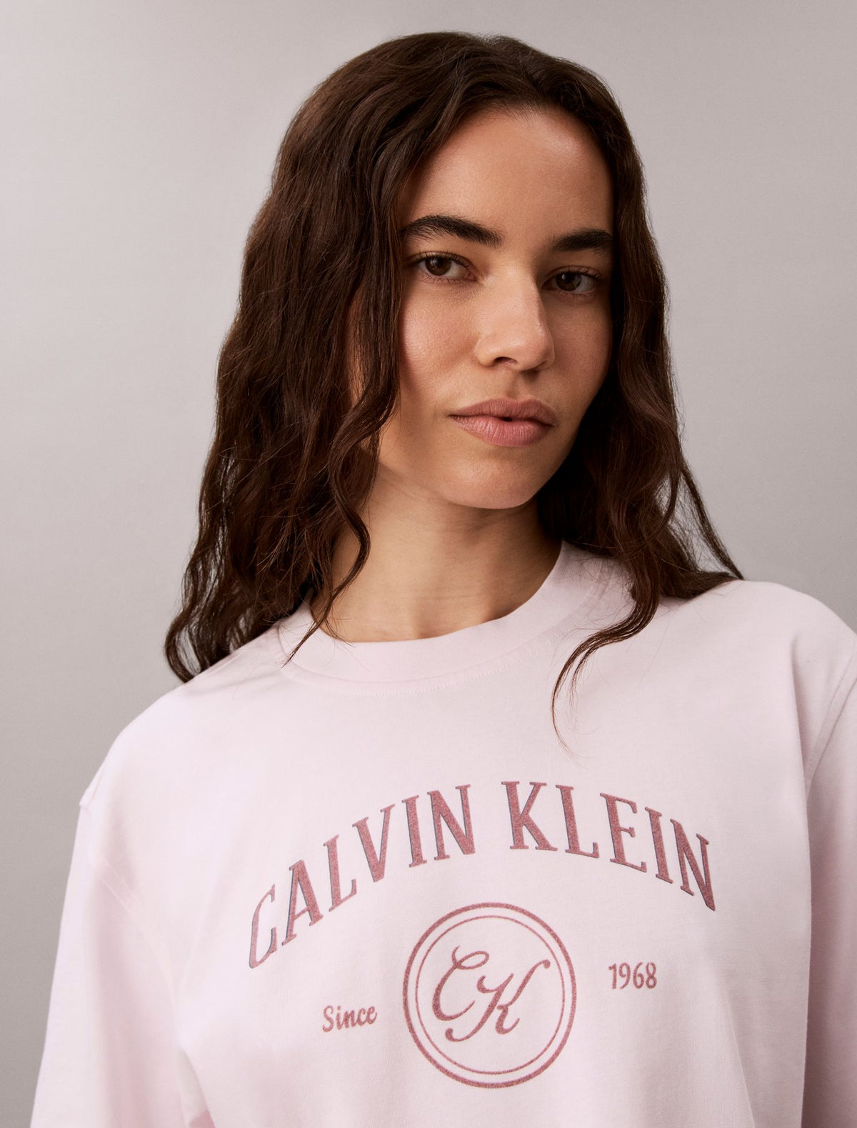 Arch Varsity Logo Graphic Relaxed T-Shirt - Calvin Klein Women