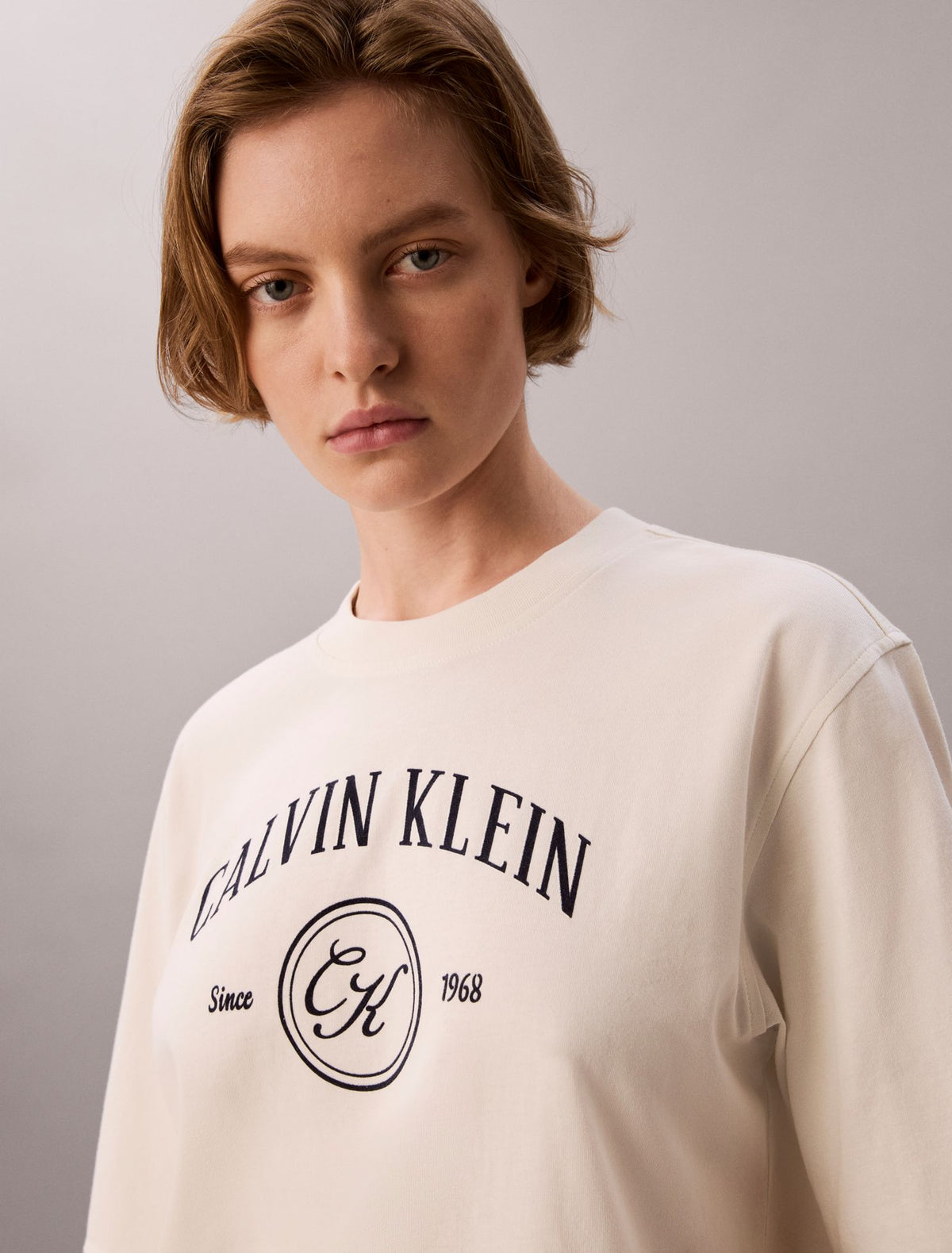 Arch Varsity Logo Graphic Relaxed T-Shirt - Calvin Klein Women