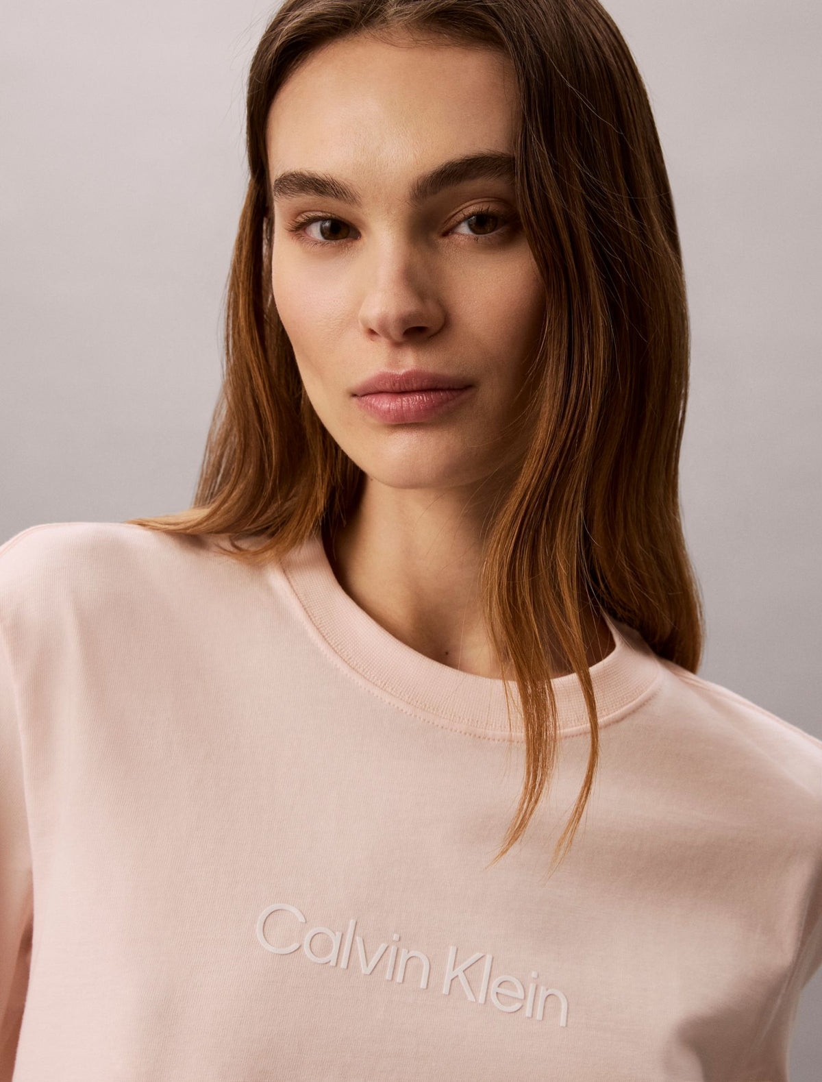 Standard Logo Relaxed T-Shirt - Calvin Klein Women