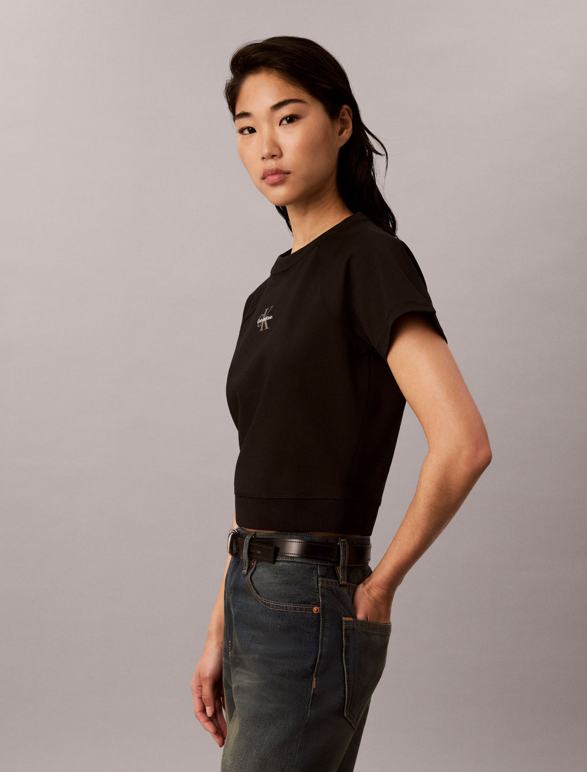 Monologo Interlock Cropped Tee - Calvin Klein Women