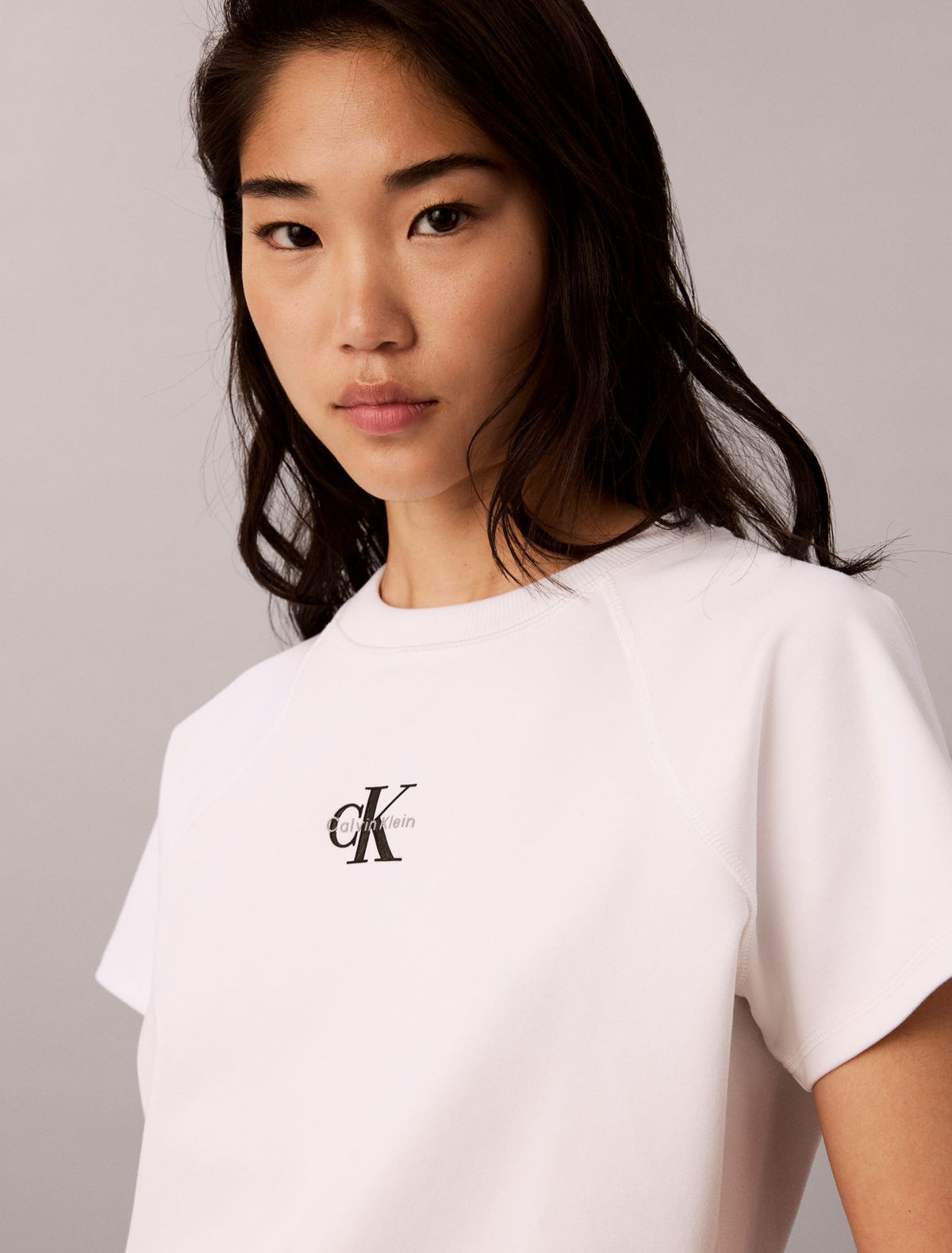 Monologo Interlock Cropped Tee - Calvin Klein Women