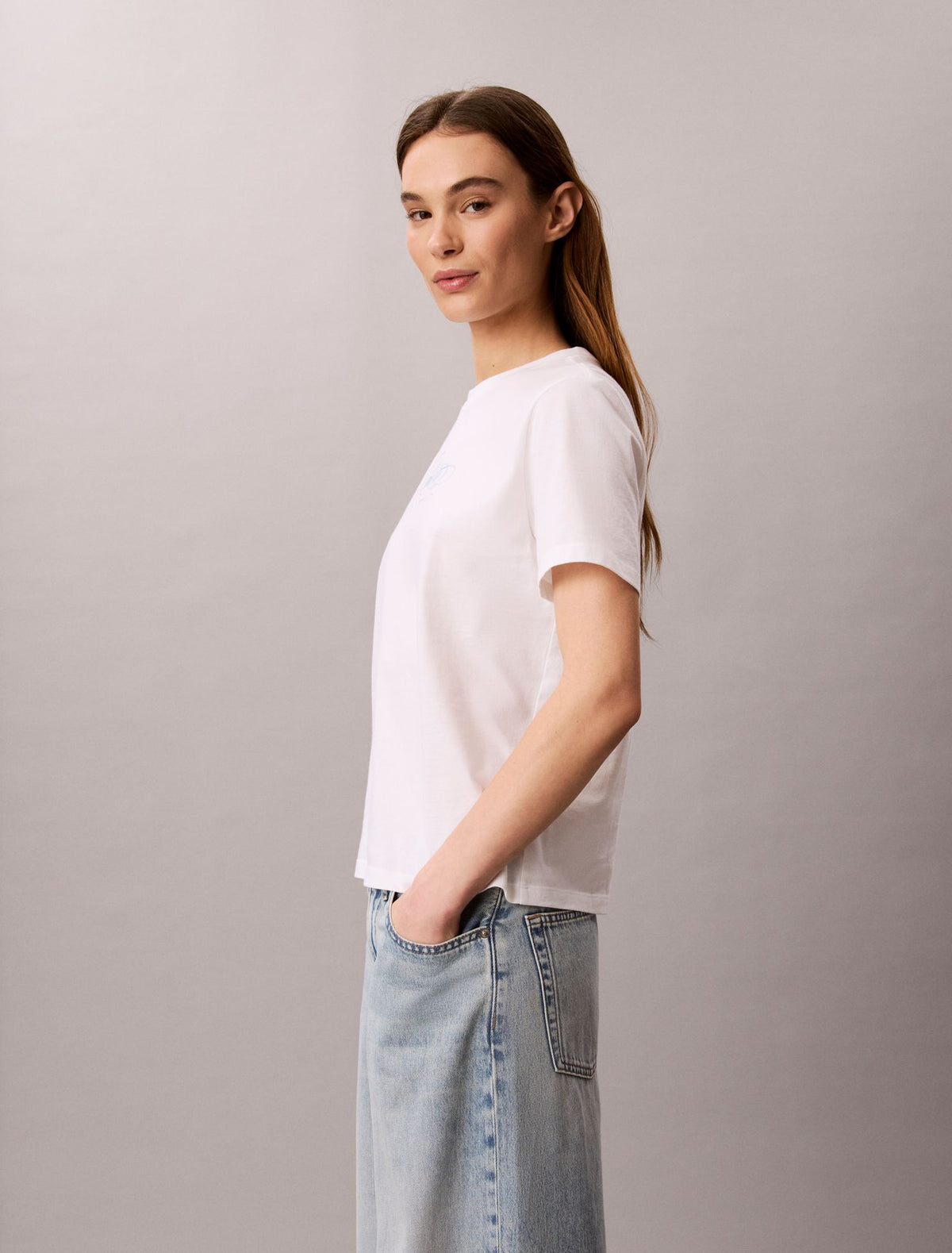 Calvin Script Logo Classic Tee - Calvin Klein Women