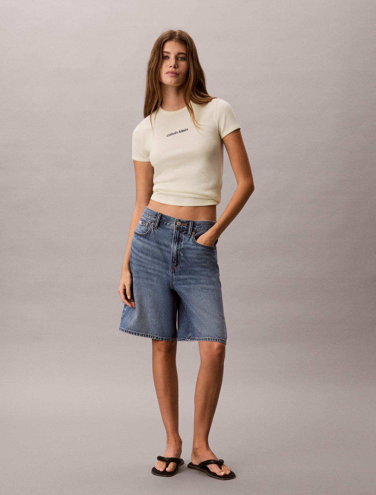 Contour Rib Logo Cropped Tee - Calvin Klein Women