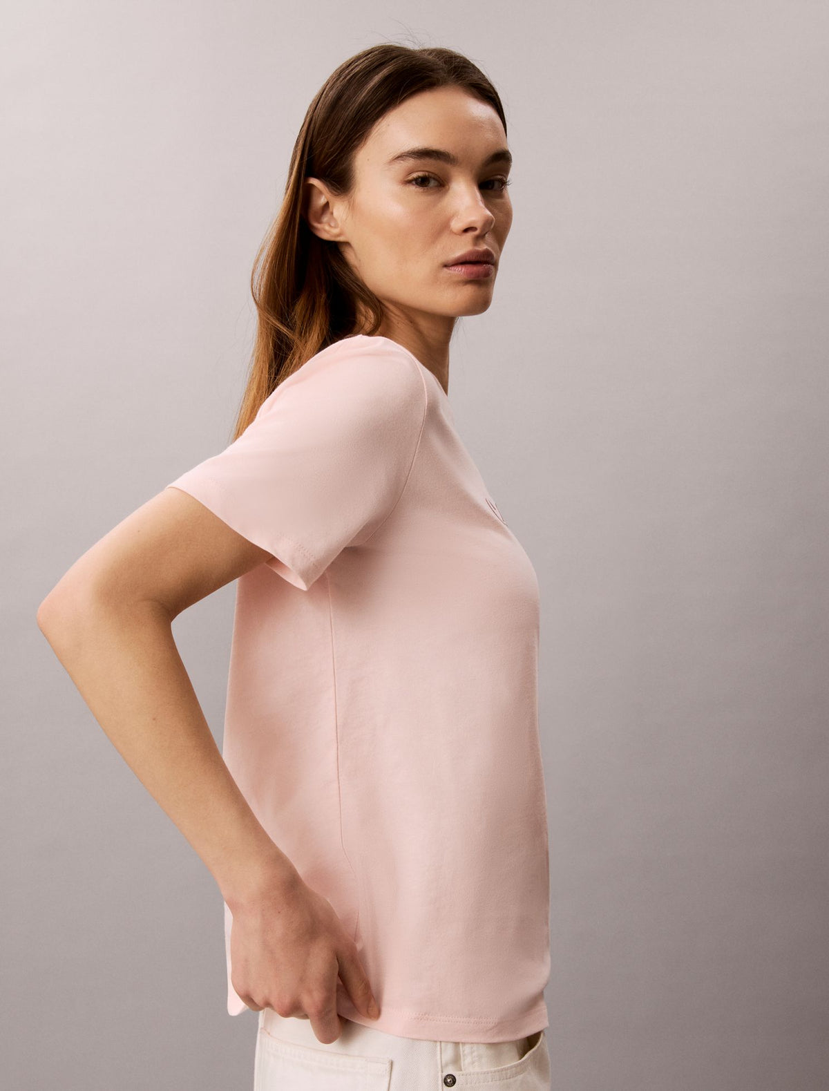 Bold Logo Graphic Classic T-Shirt - Calvin Klein Women