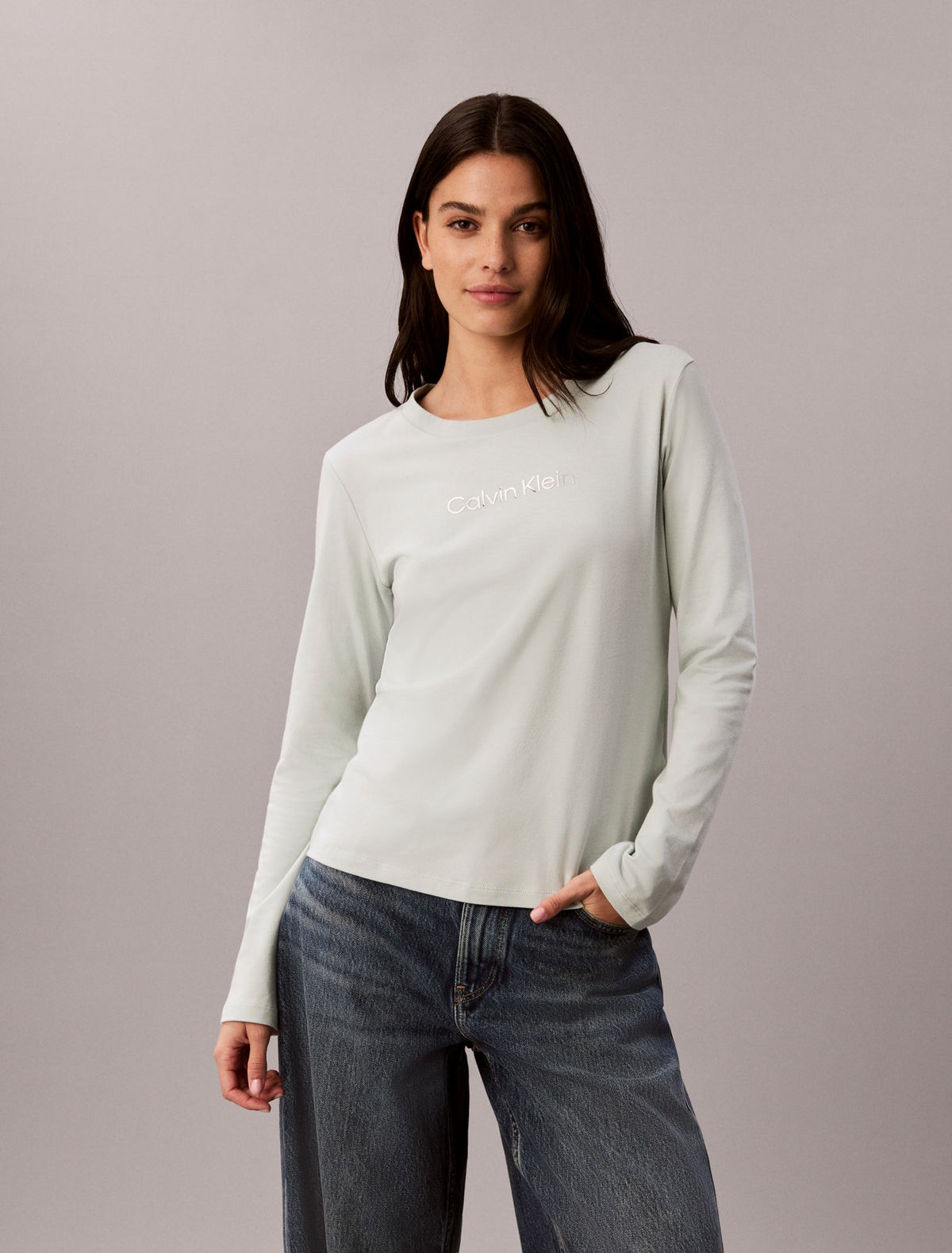 Standard Logo Slim T-Shirt - Calvin Klein Women