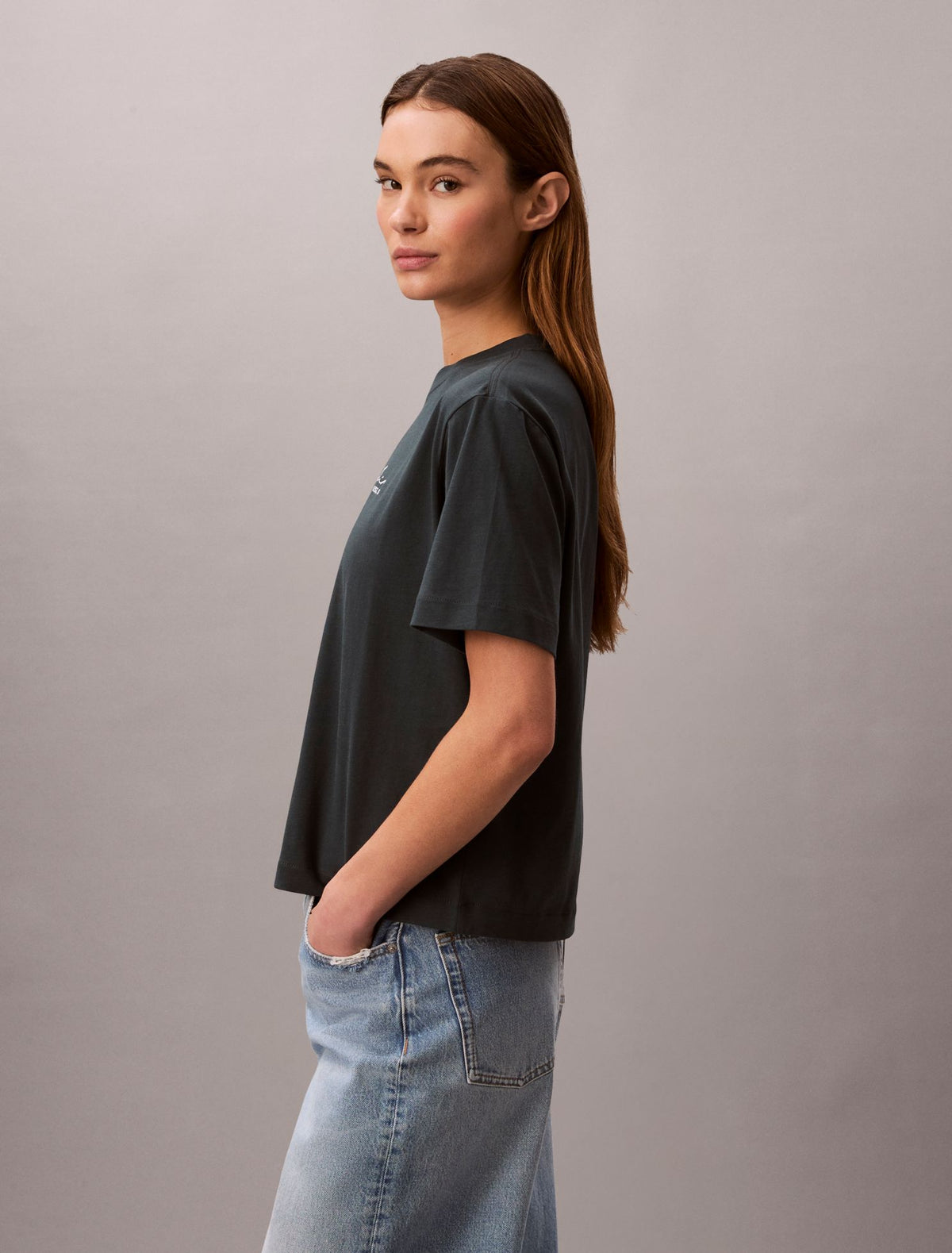 Script Logo Graphic Boxy T-Shirt - Calvin Klein Women
