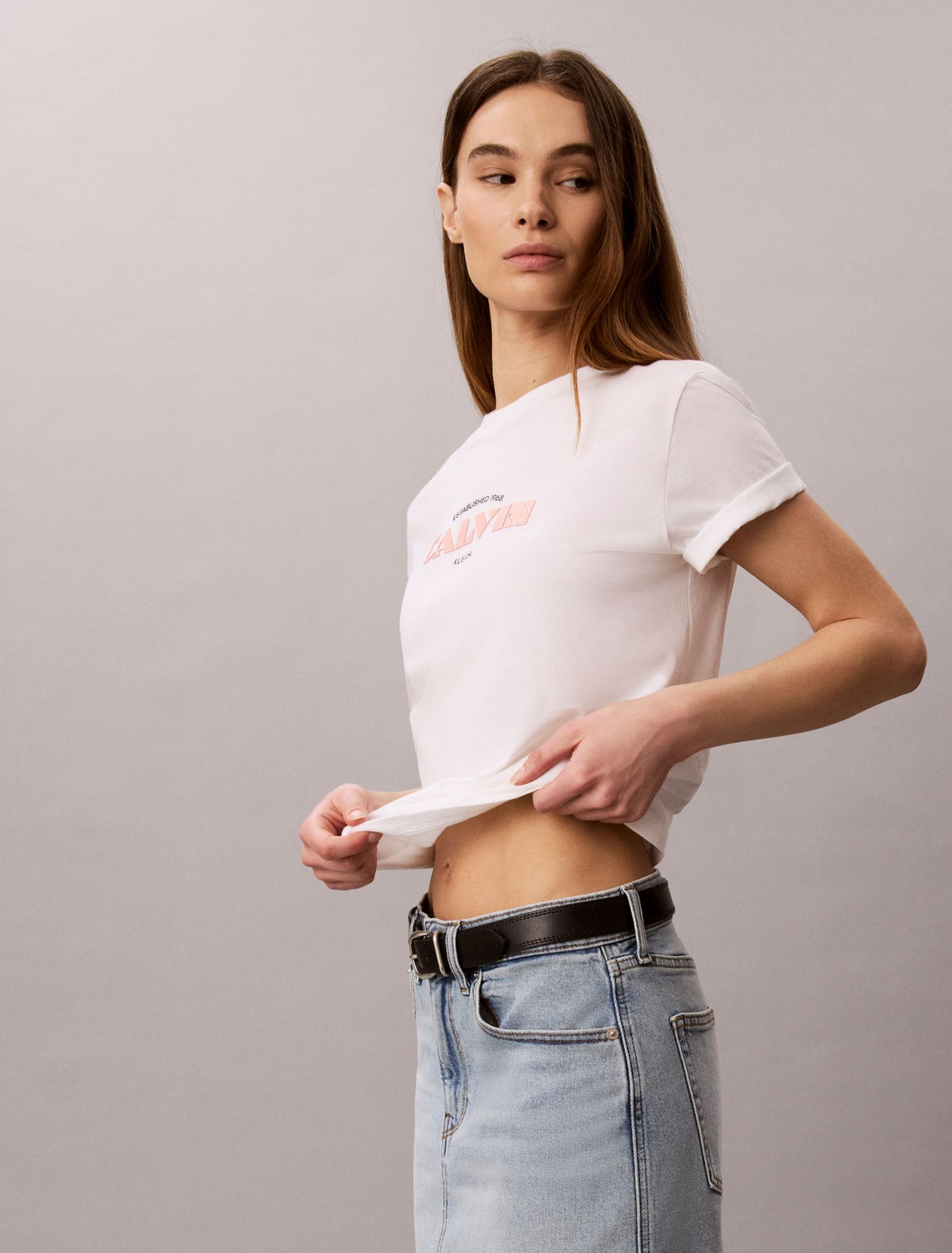 Bold Logo Graphic Classic T-Shirt - Calvin Klein Women