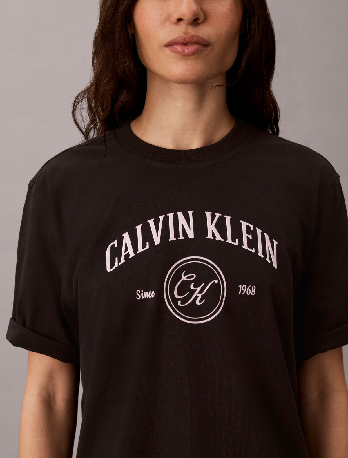 Arch Varsity Logo Graphic Relaxed T-Shirt - Calvin Klein Women