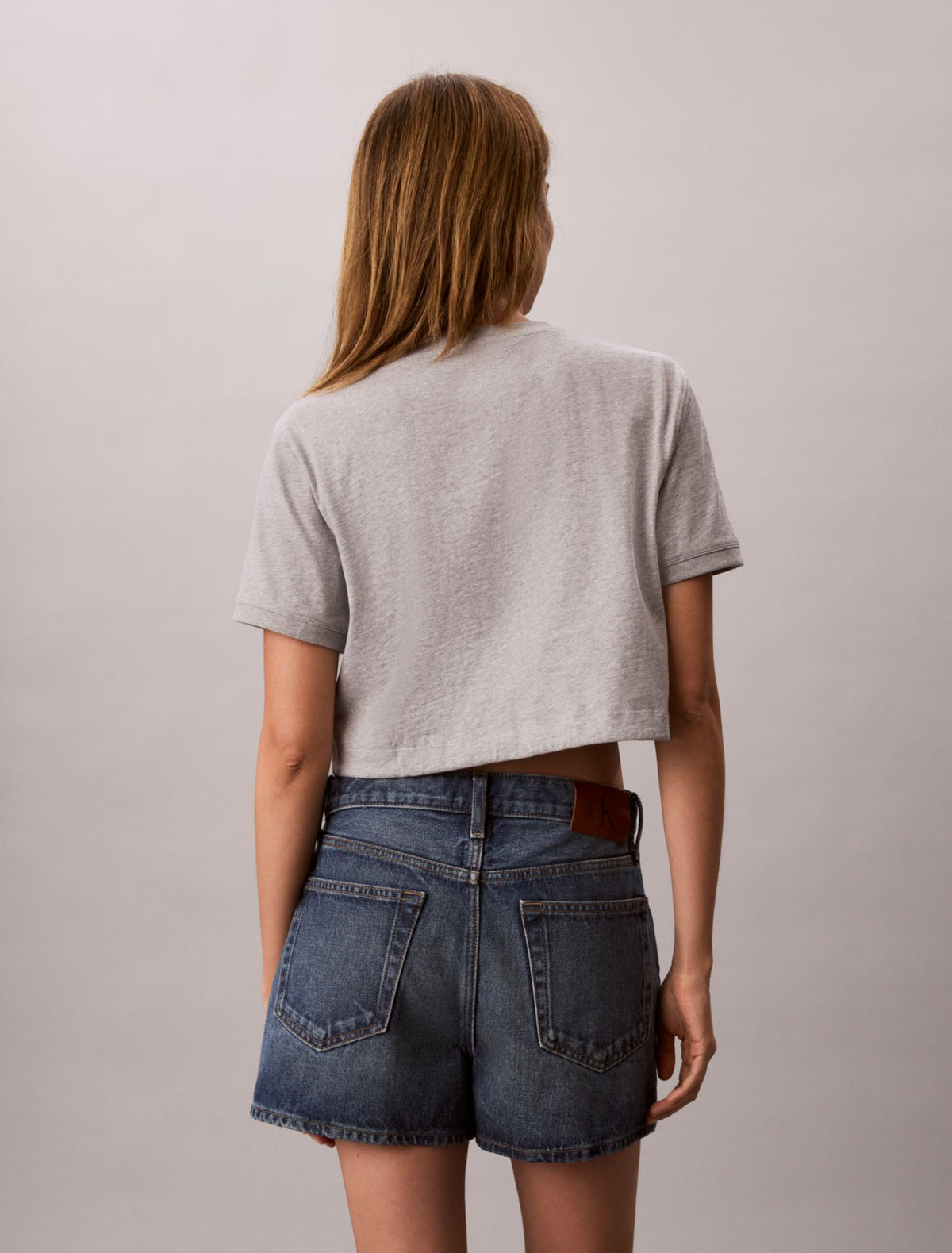 Monologo Cropped T-Shirt - Calvin Klein Women