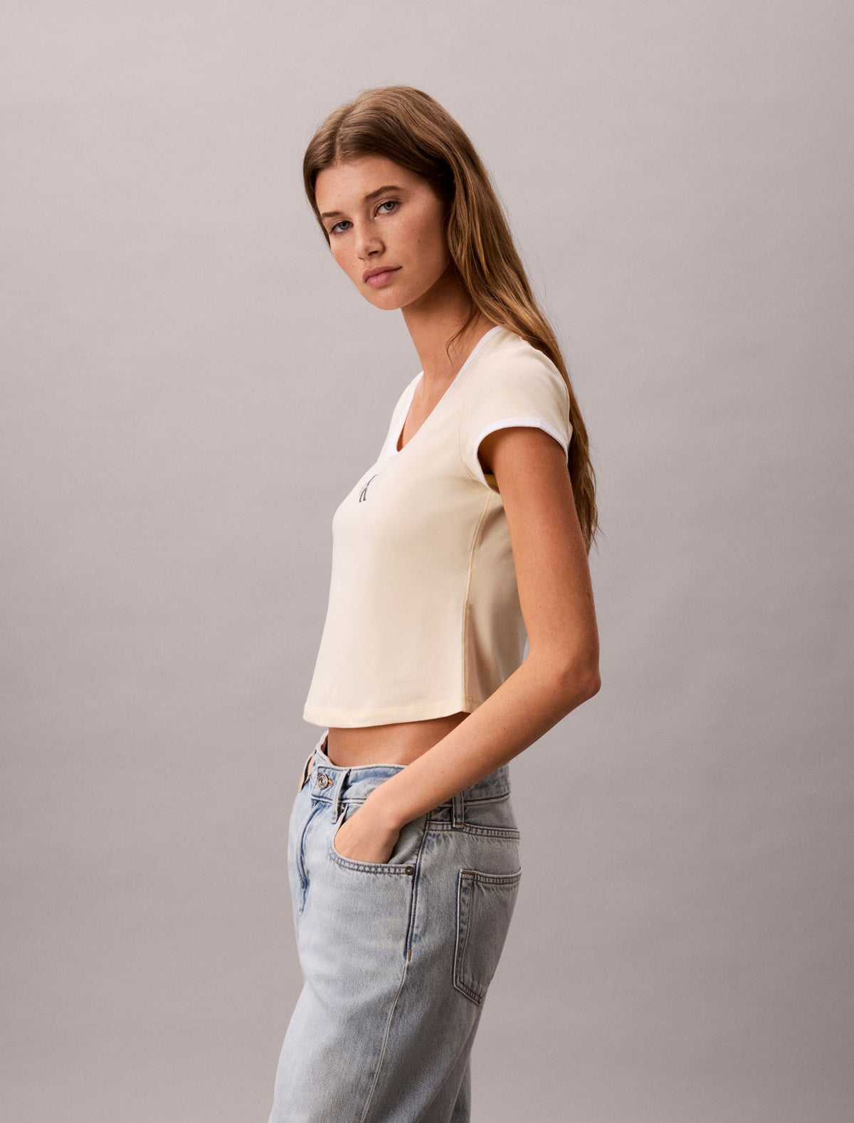Monologo Graphic Slim T-Shirt - Calvin Klein Women
