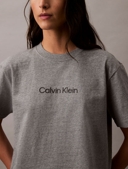 Standard Logo Boxy Fit Crewneck T-Shirt - Calvin Klein Women