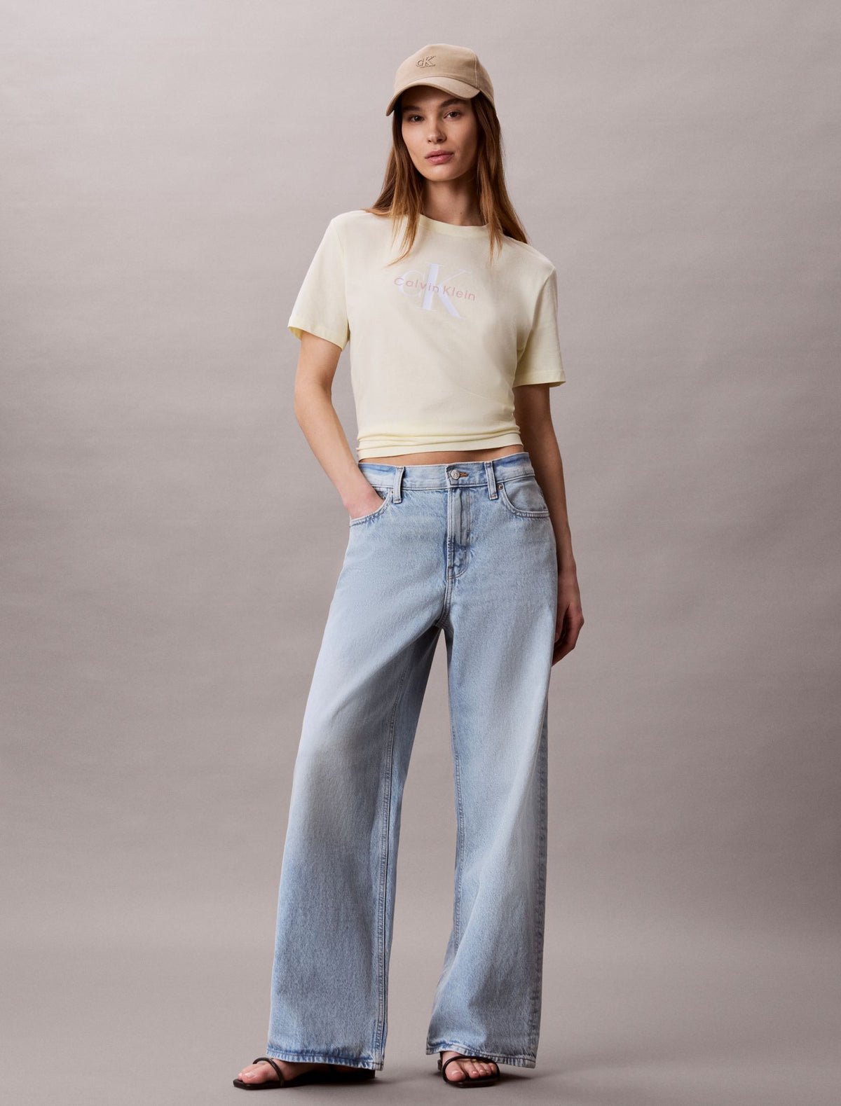 Monologo Tee - Calvin Klein Women