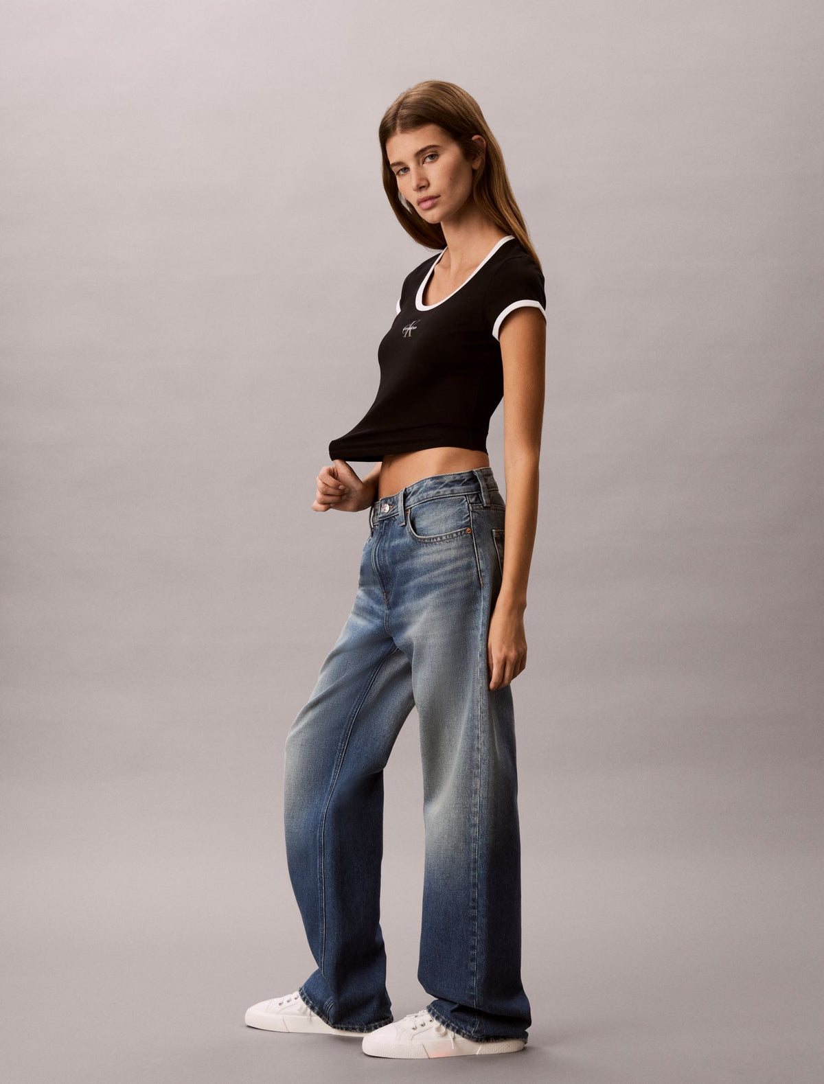 Monologo Graphic Slim T-Shirt - Calvin Klein Women