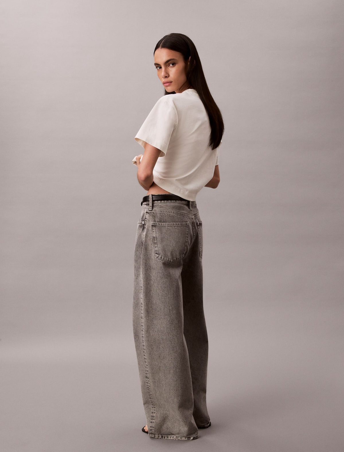 Logo Font Graphic Boxy T-Shirt - Calvin Klein Women