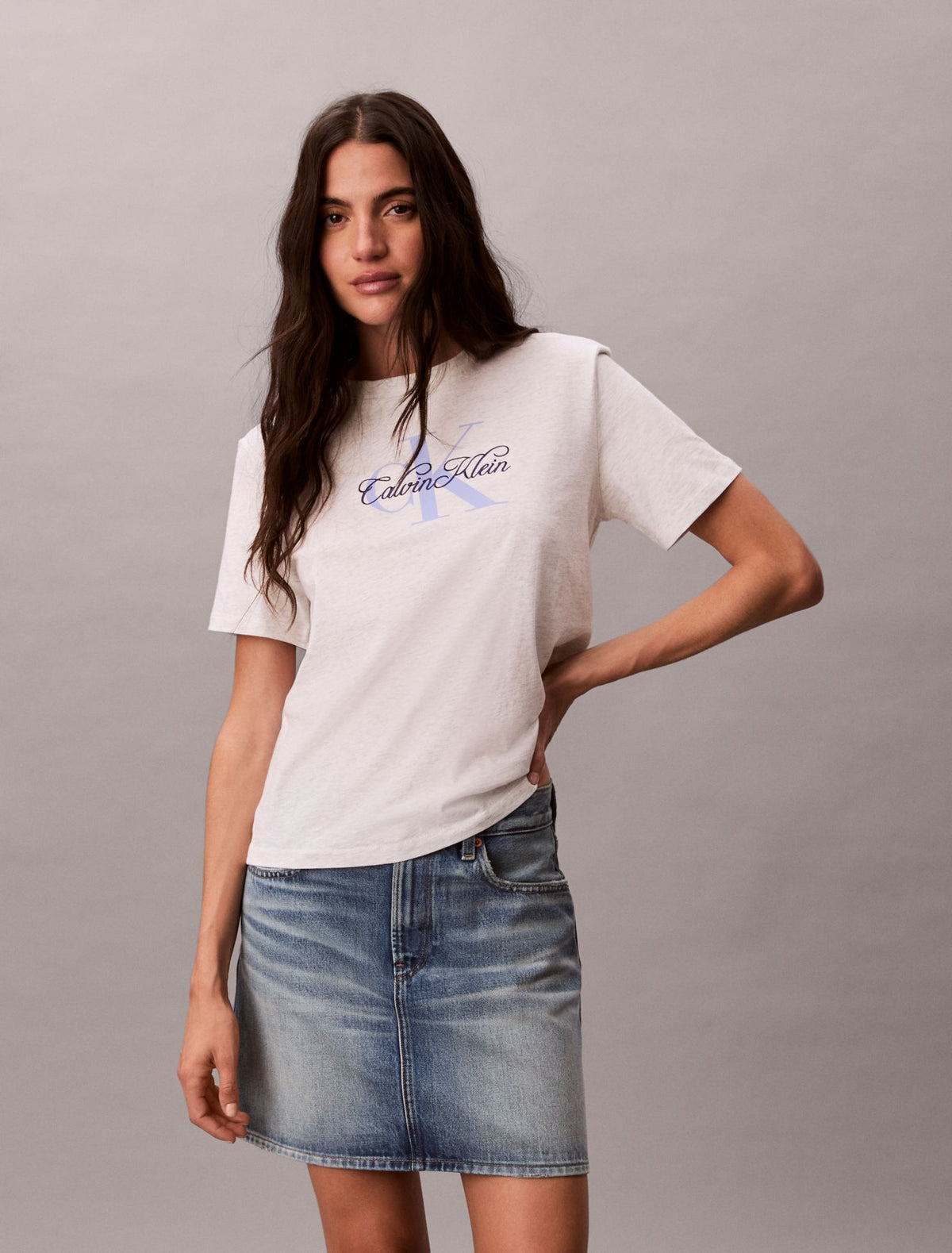 Script Monologo Graphic Classic T-Shirt - Calvin Klein Women