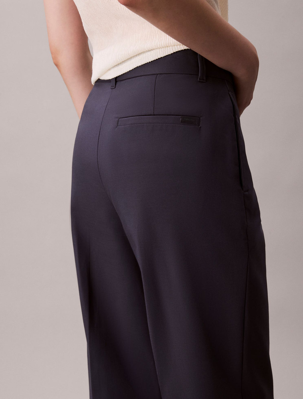 Cotton Stretch Straight Fit Chino Pants - Calvin Klein Women