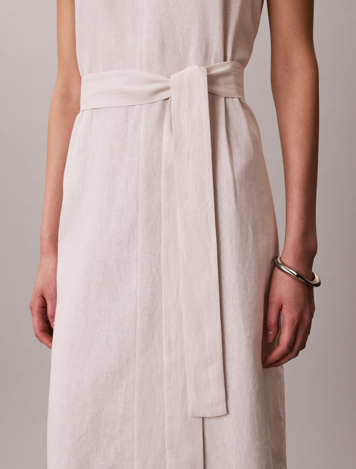 Linen Blend V-Neck Sleeveless Belted Dress - Calvin Klein Women