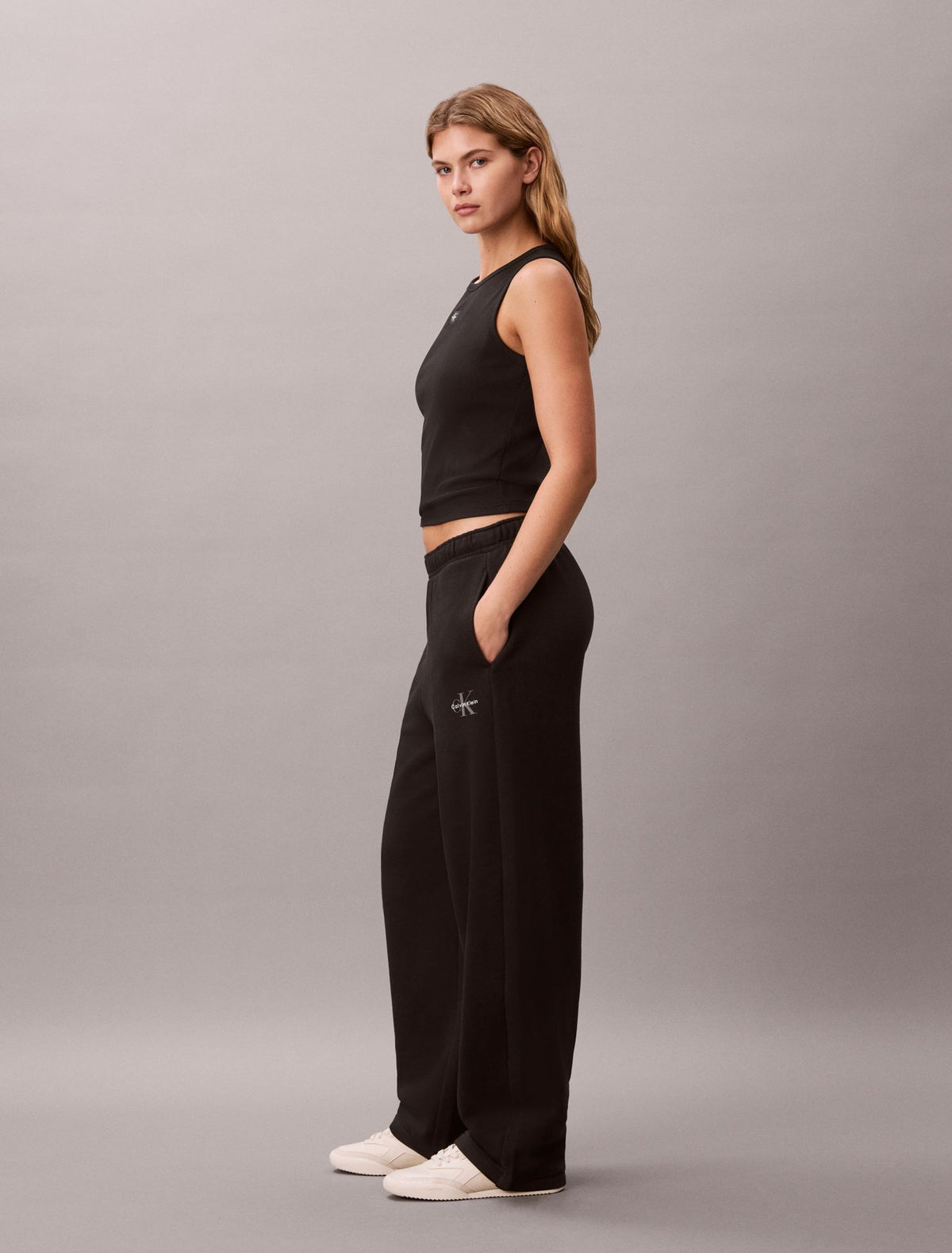 Monologo Fleece Barrel Pants - Calvin Klein Women
