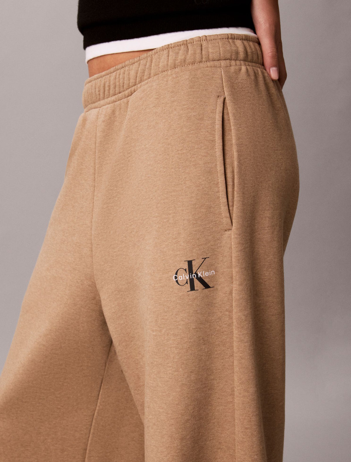 Monologo Fleece Barrel Pants - Calvin Klein Women