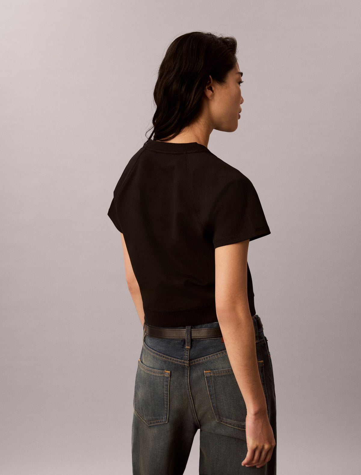 Monologo Interlock Cropped Tee - Calvin Klein Women